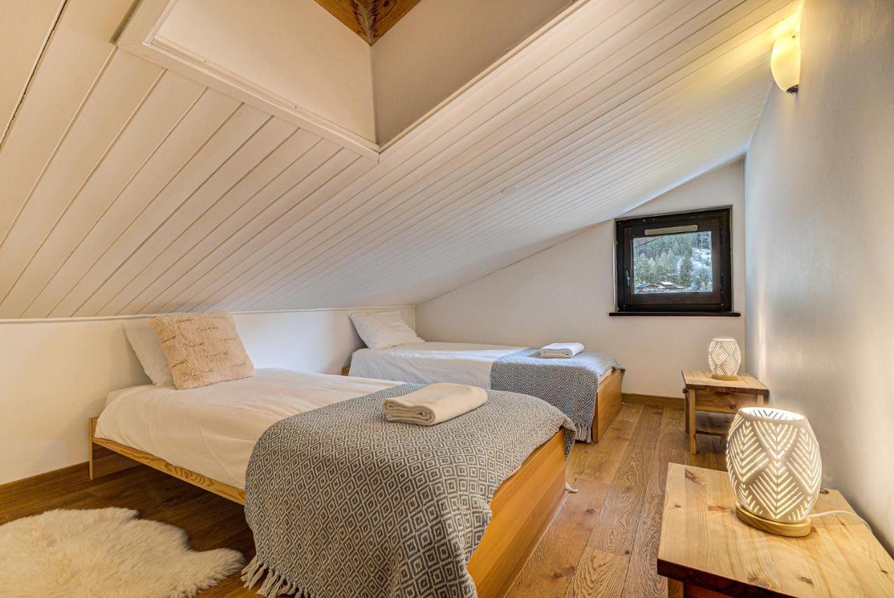 Apartment Les Drus - Alpes Travel - Chamonix - Sleeps 6 外观 照片